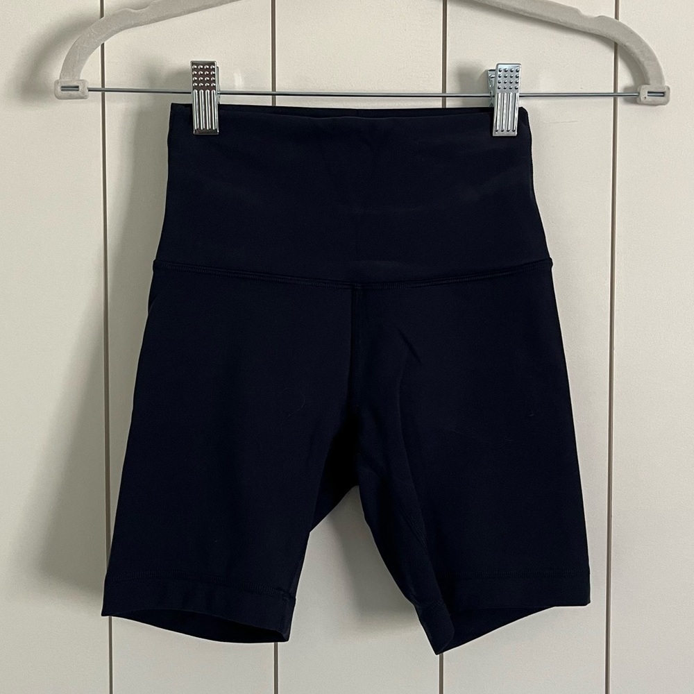 Lululemon Wunder Train Shorts Navy